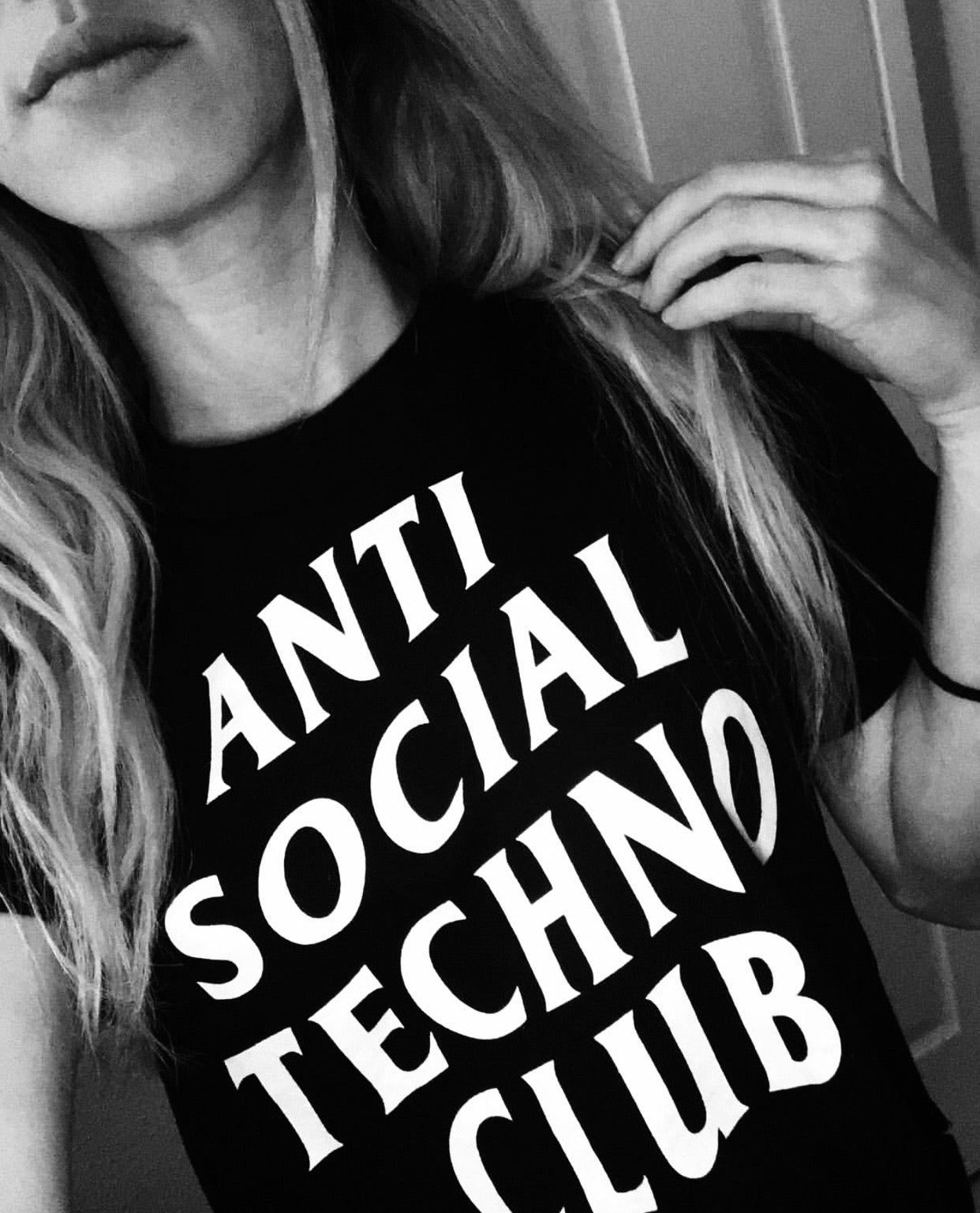 Anti Social Techno Club Cropped T-Shirt (Black)